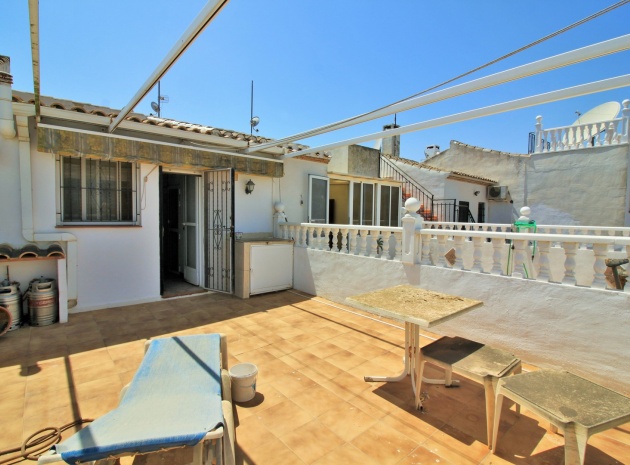 Resale - Townhouse - Villamartin - lomas del golf