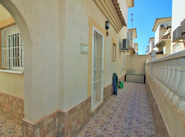 Wiederverkauf - Villa - Playa Flamenca - La Pinada