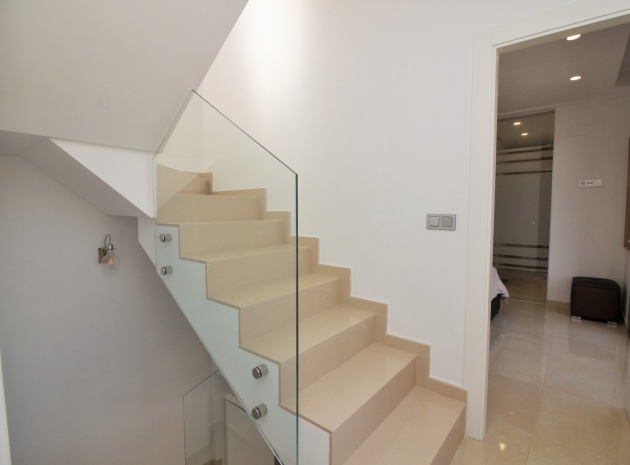 Resale - Villa - Villamartin - PAU 26