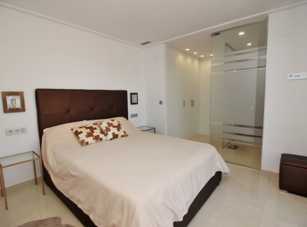 Resale - Villa - Villamartin - PAU 26