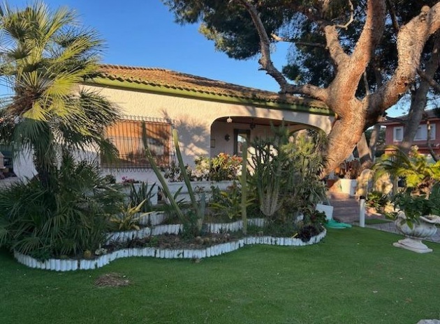 Resale - Villa - Campoamor - dehesa de campoamor