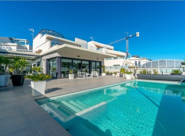 Resale - Villa - Cabo Roig - aguamarina