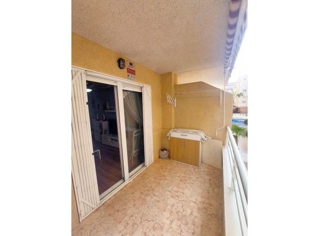 Resale - Apartment - Torrevieja - Centro