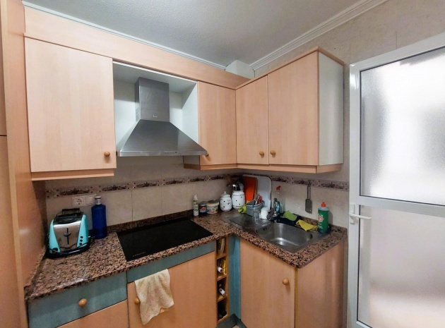 Resale - Apartment - Torrevieja - Centro