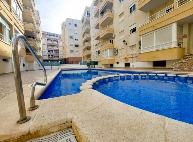 Resale - Apartment - Torrevieja - Centro