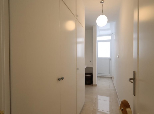 Resale - Apartment - Torrevieja