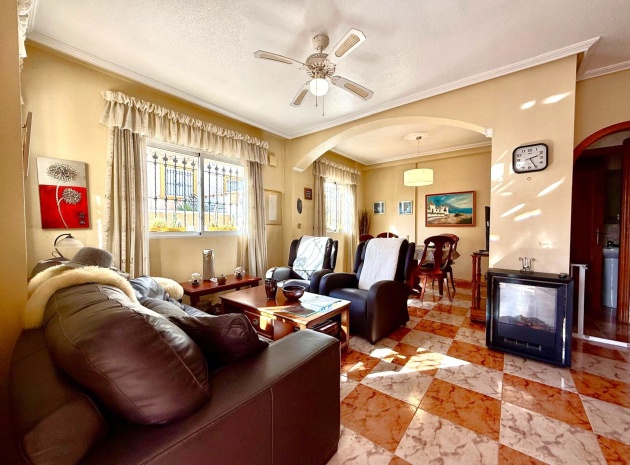 Resale - Villa - Villamartin - pinada golf