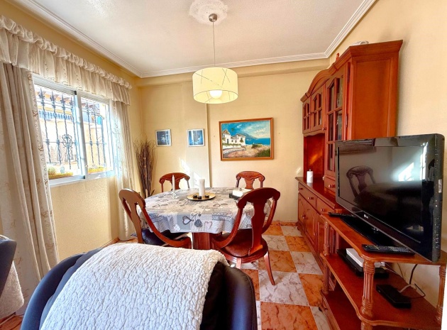 Resale - Villa - Villamartin - pinada golf