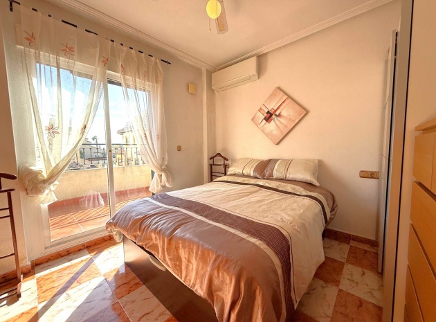 Resale - Villa - Villamartin - pinada golf