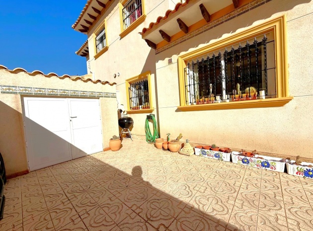 Resale - Villa - Villamartin - pinada golf