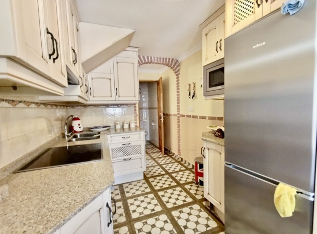Resale - Townhouse - La Florida  - La Florida
