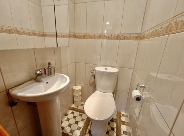 Resale - Townhouse - La Florida  - La Florida