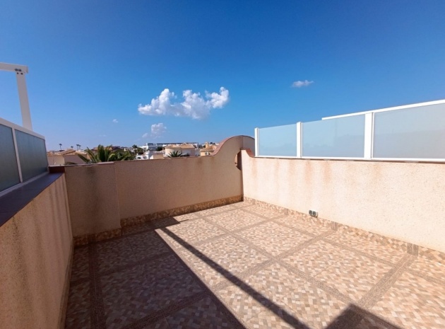 Resale - Townhouse - La Florida  - La Florida