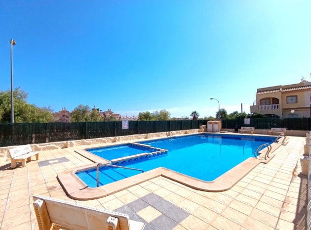 Resale - Townhouse - La Florida  - La Florida