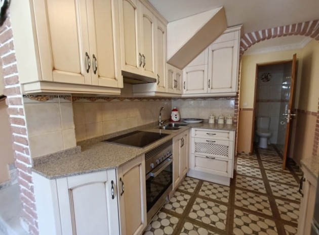 Resale - Townhouse - La Florida  - La Florida