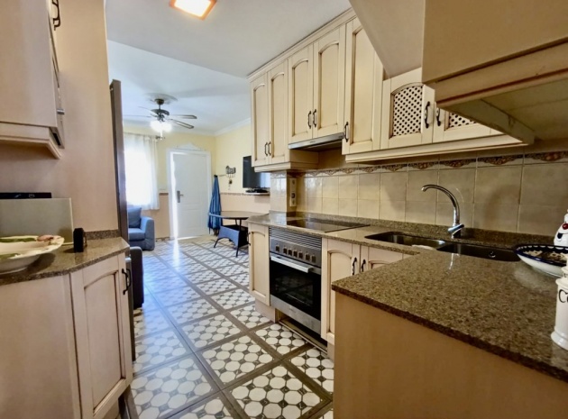 Resale - Townhouse - La Florida  - La Florida