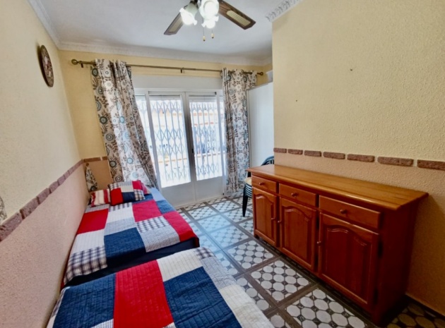 Resale - Townhouse - La Florida  - La Florida