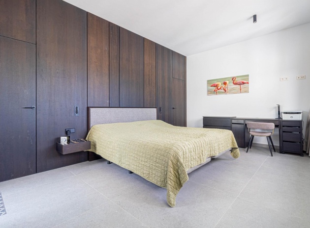 Resale - Villa - La Marina