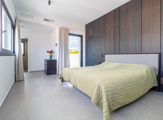 Resale - Villa - La Marina