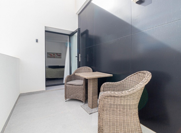 Resale - Villa - La Marina