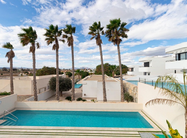 Resale - Villa - La Marina