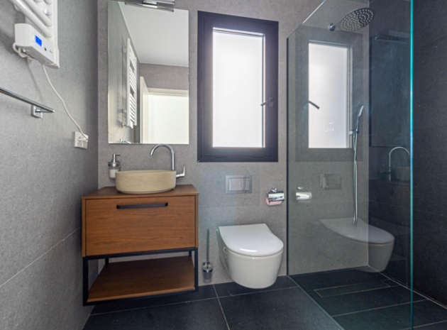 Resale - Villa - La Marina