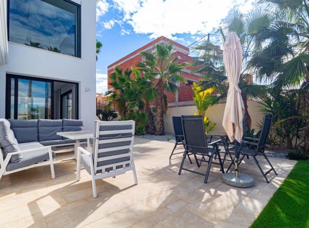 Resale - Villa - La Marina