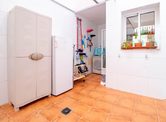 Resale - Townhouse - Mil Palmeras - riomar