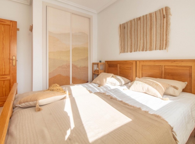 Resale - Townhouse - Mil Palmeras - riomar
