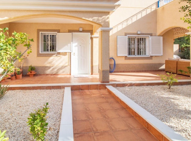 Resale - Townhouse - Mil Palmeras - riomar