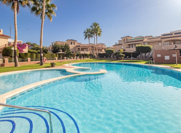 Resale - Townhouse - Mil Palmeras - riomar