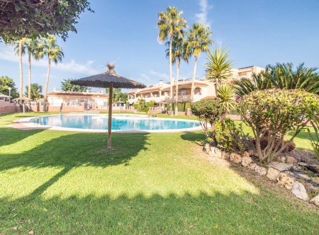 Resale - Townhouse - Mil Palmeras - riomar