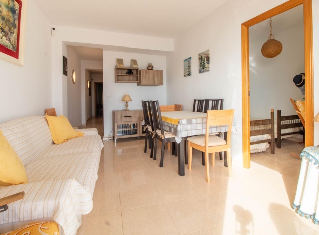 Resale - Apartment - Torrevieja - Acequion