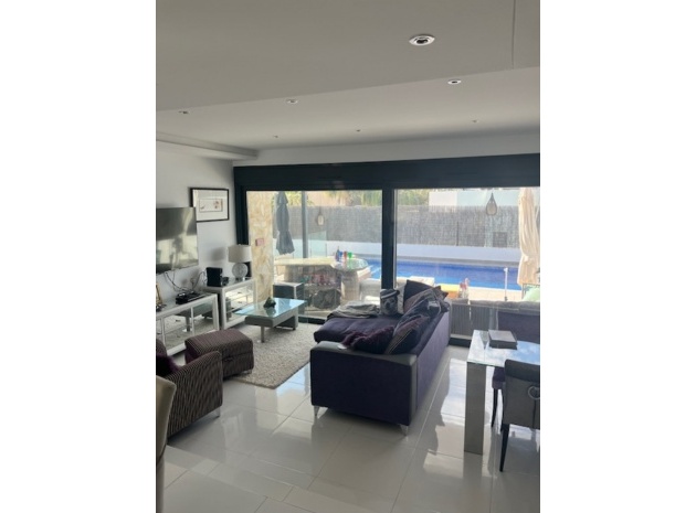 Resale - Villa - Cabo Roig - Lomas de Cabo Roig