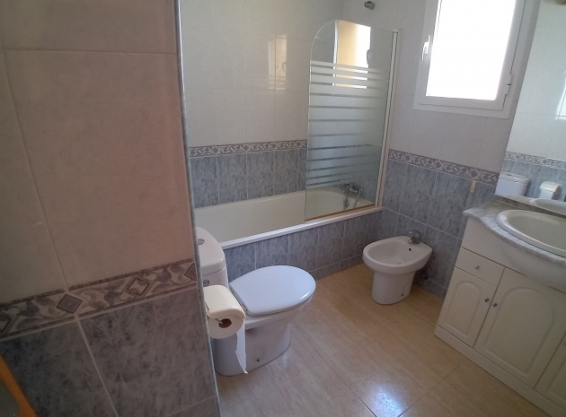 Resale - Villa - Los Montesinos - La Herrada