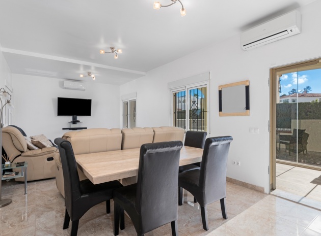 Resale - Villa - Torrevieja - Los Balcones