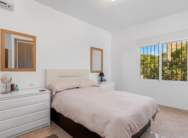Resale - Villa - Torrevieja - Los Balcones