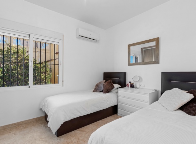 Resale - Villa - Torrevieja - Los Balcones