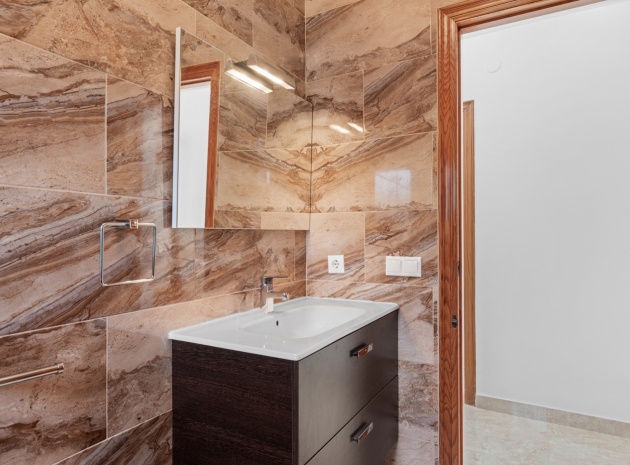 Resale - Villa - Torrevieja - Los Balcones