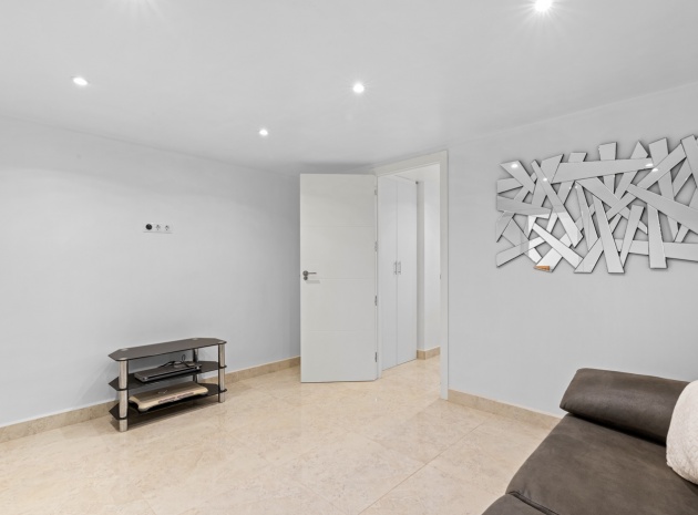 Resale - Villa - Torrevieja - Los Balcones
