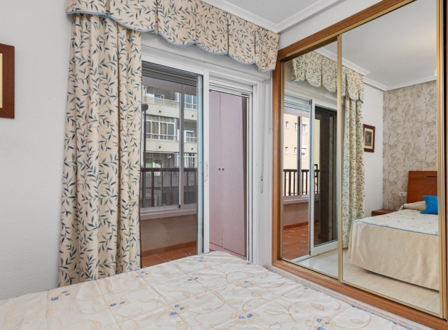 Resale - Apartment - Guardamar del Segura - Pueblo