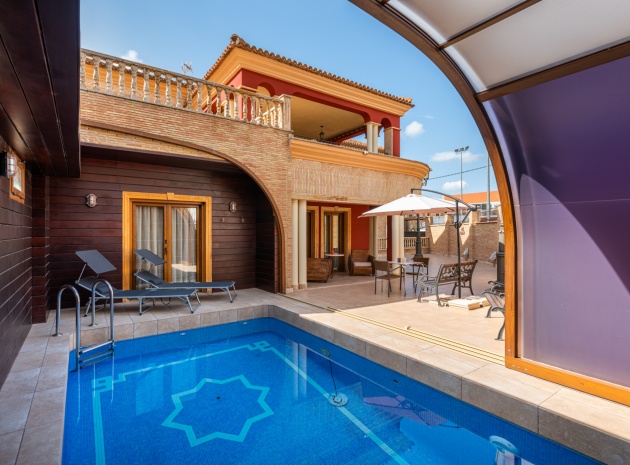 Resale - Villa - Orihuela