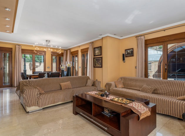 Resale - Villa - Orihuela