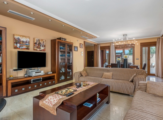 Resale - Villa - Orihuela