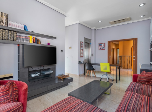Resale - Villa - Orihuela