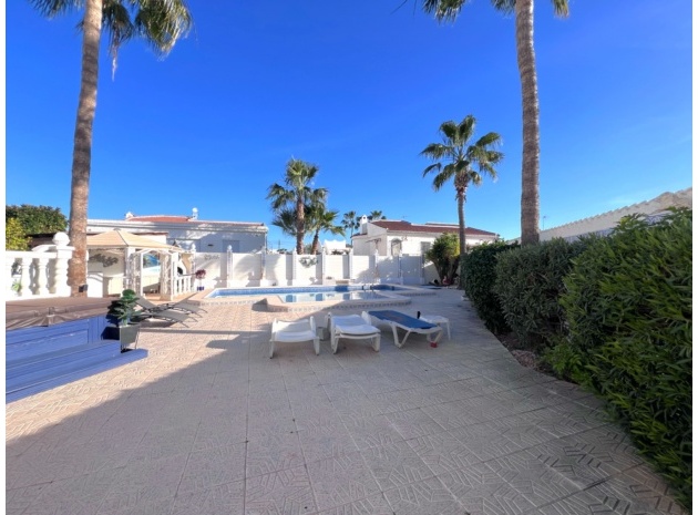 Wederverkoop - Villa - Torrevieja - El Chaparral