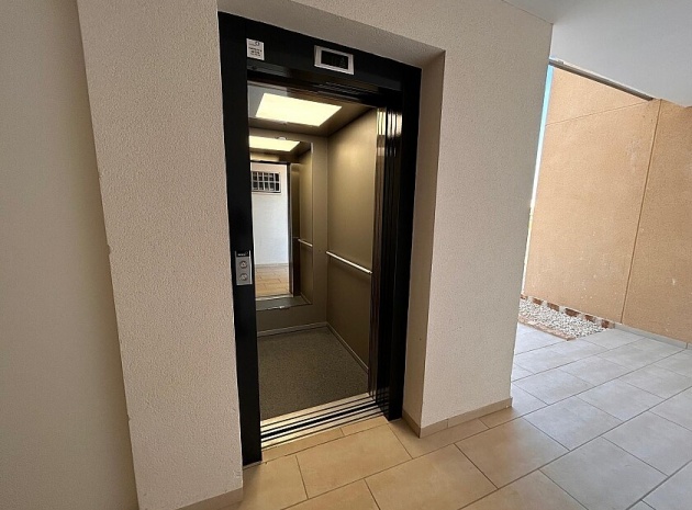 Wiederverkauf - Wohnung - Villamartin