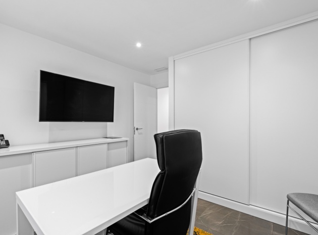 Revente - Villa - San Juan Alicante - Frank Espinós