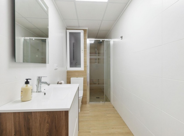 Resale - Apartment - Torrevieja - Playa Del Cura