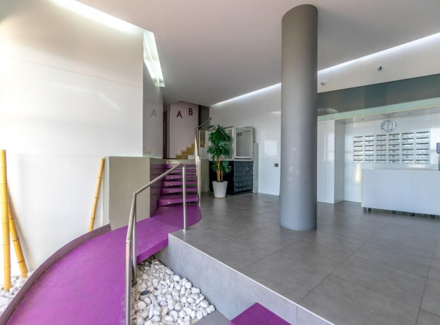 Resale - Apartment - Torrevieja - Playa Del Cura